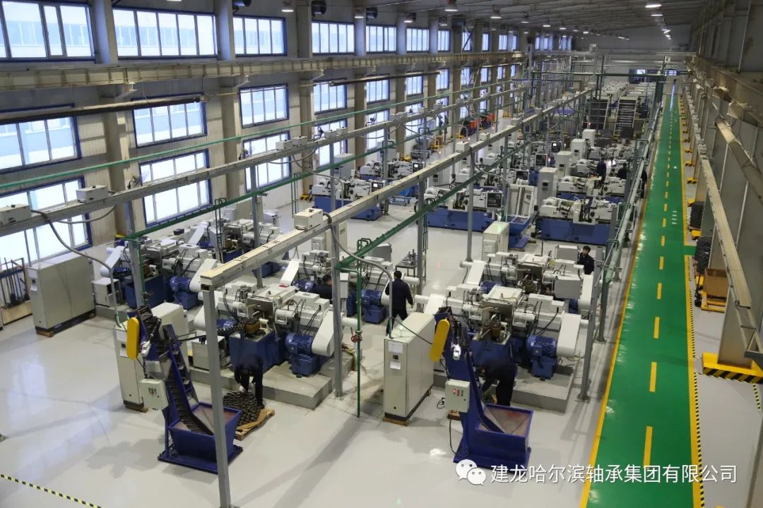 咬定目標(biāo)不放松 務(wù)實(shí)進(jìn)取創(chuàng)佳績(jī)——建龍哈軸汽車(chē)分廠(chǎng)重組以來(lái)實(shí)現(xiàn)首月創(chuàng)效新突破